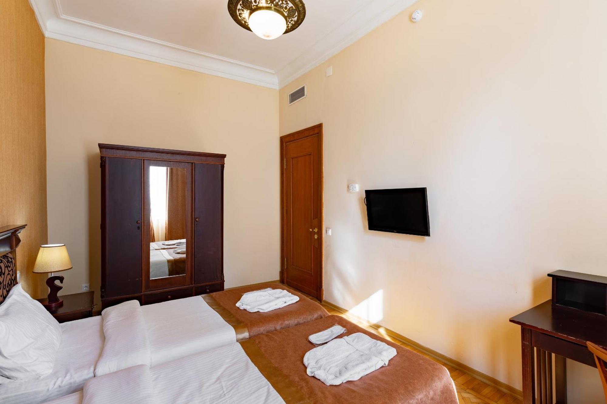 Legends Tskaltubo Spa Resort Exterior photo